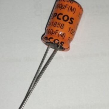 Capacitor Eletrolítico 1000uf X 10v