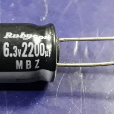 Capacitor Eletrolítico 2200uf/6.3v