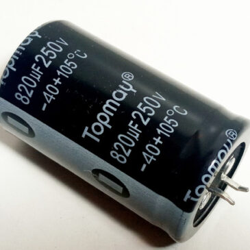 Capacitor Eletrolítico 820uf/250v